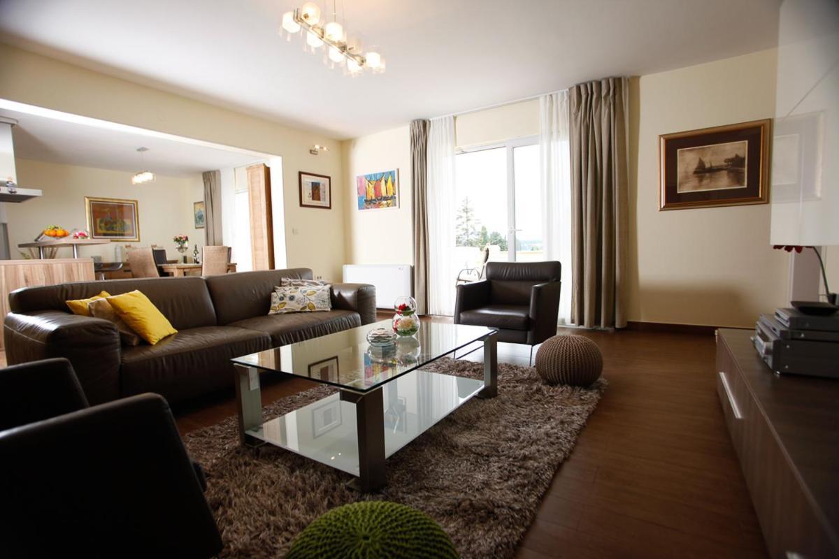 Frajona Apartments Malinska Esterno foto