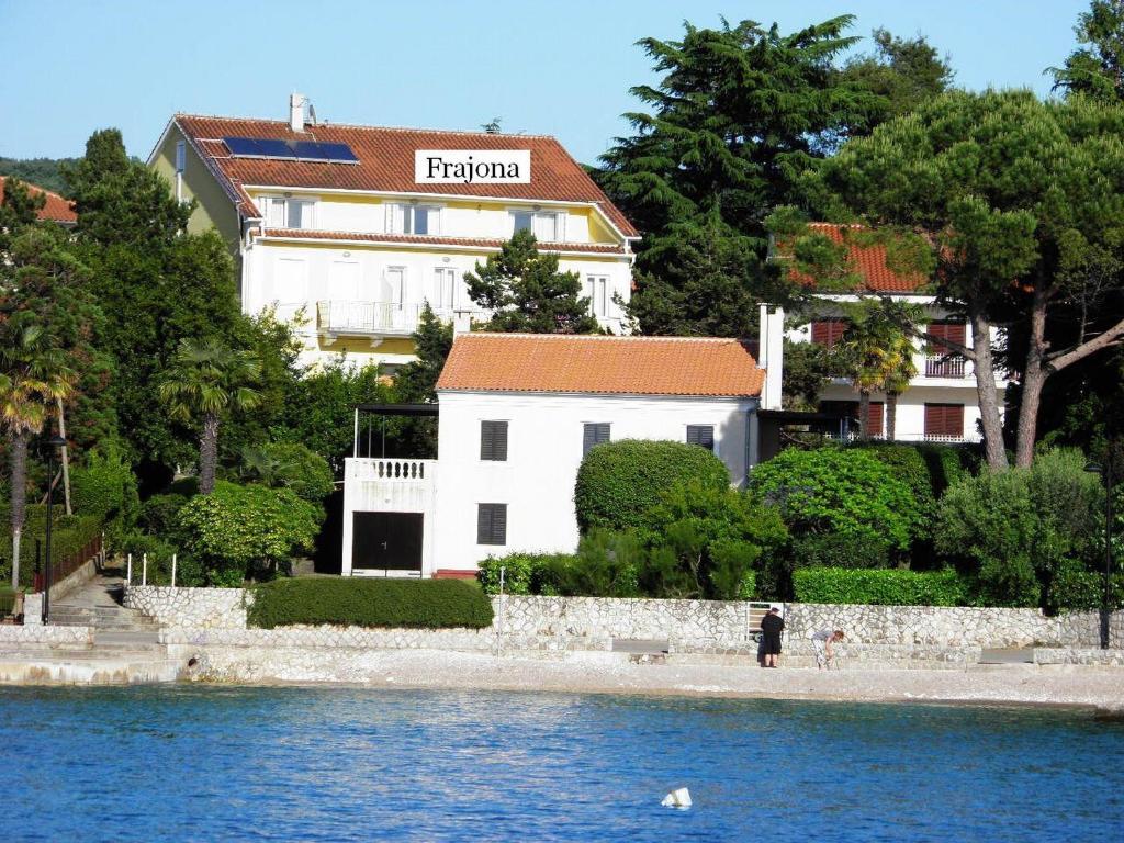 Frajona Apartments Malinska Esterno foto