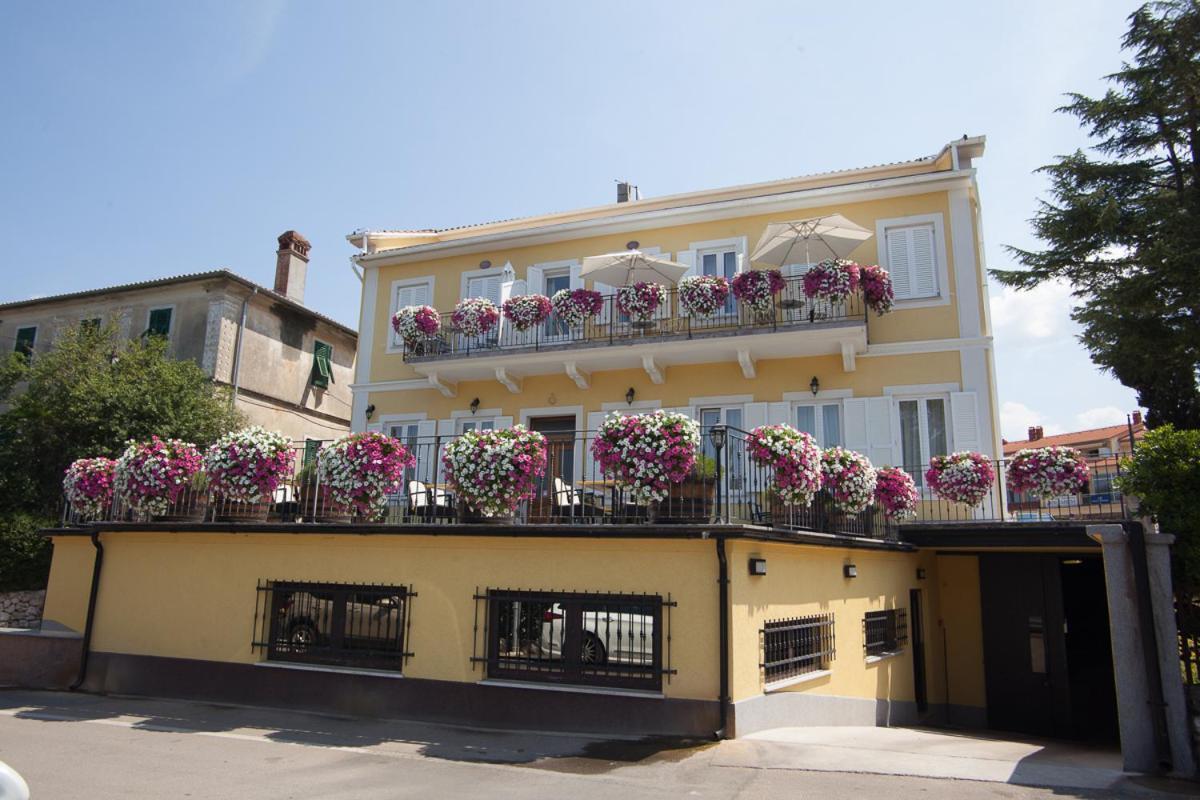 Frajona Apartments Malinska Esterno foto